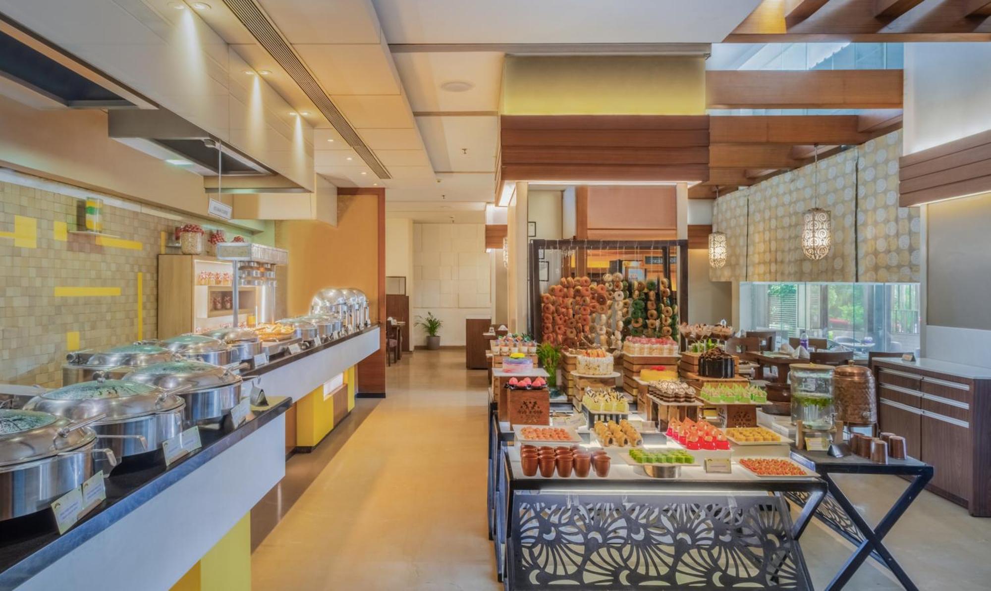 萨亚基酒店 Wakad 外观 照片